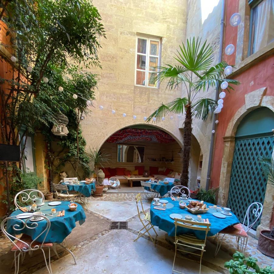 Rue Du Chateau Tarascon Exterior photo