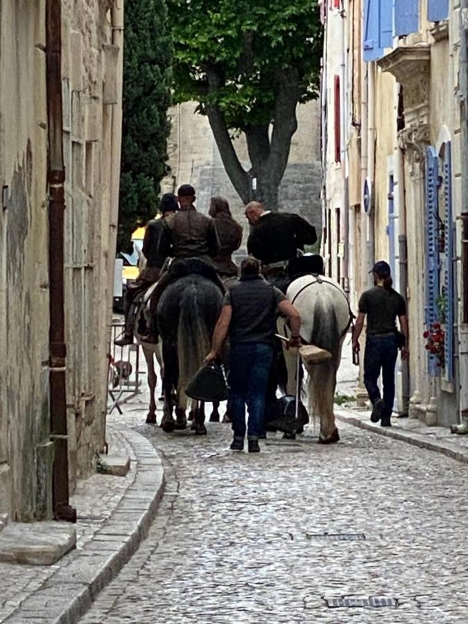 Rue Du Chateau Tarascon Exterior photo